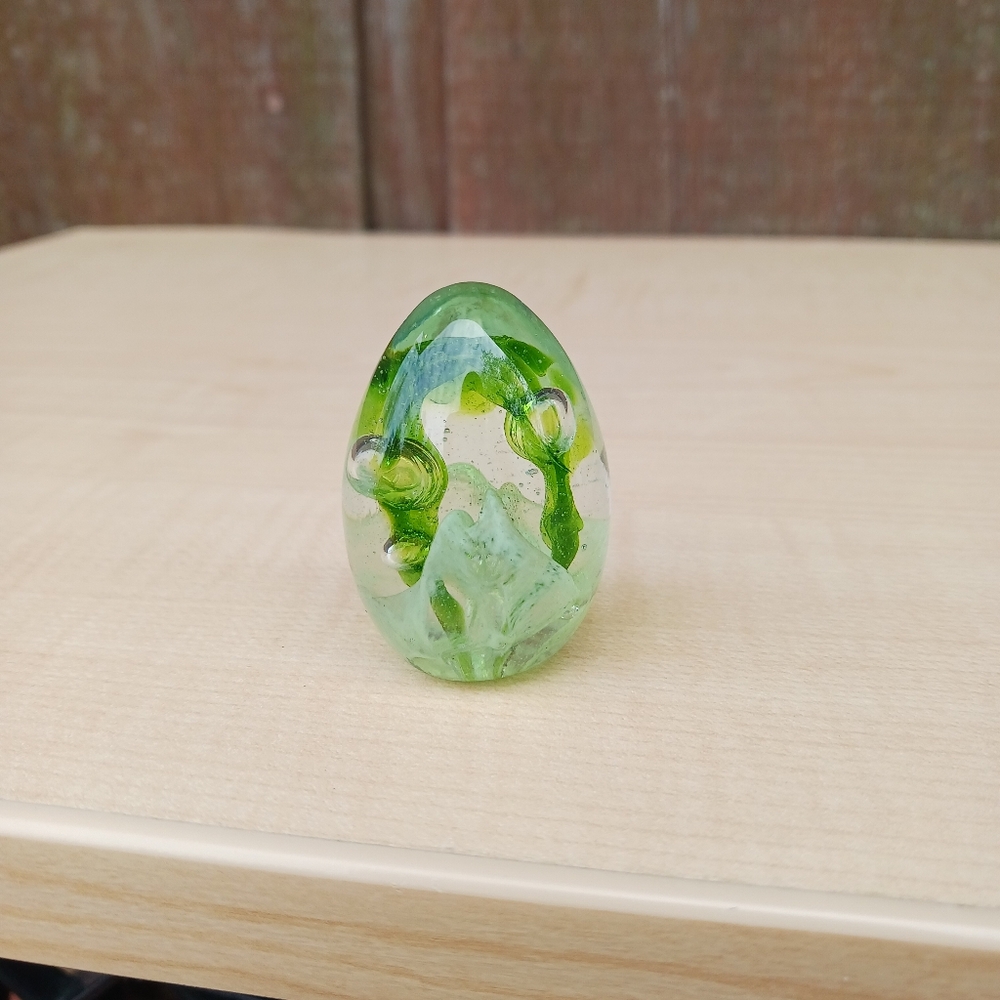 Vintage‎ Egg-Shaped Glass Paperweight Green Swirls Bubbles Small